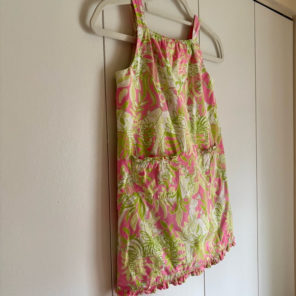 Lilly Pulitzer Other - Lilly Pulitzer Girls Dress 6X Pink & Green Jungle Print Cotton Pocket Dress $20